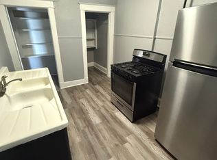 Knaack - 4128-4130, Kansas City, MO 64111
