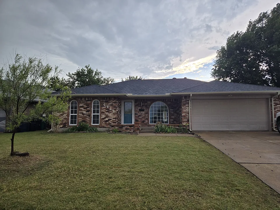 4825 Eric Dr