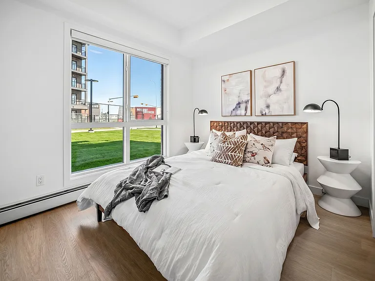 205 Hartell Way SE — Photo 4