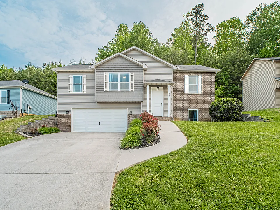 7809 Elkton Ln