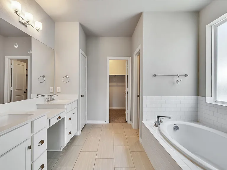 3447 Cabernet Shores Dr — Photo 17