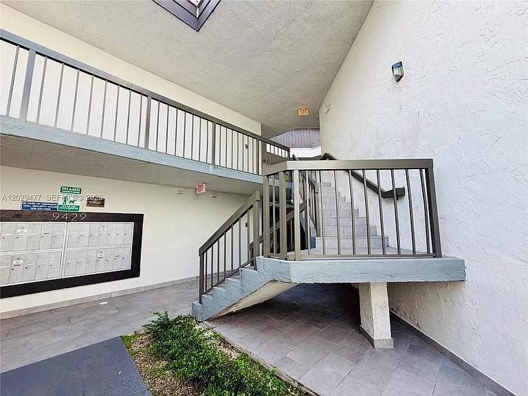 9429 Fontainebleau Blvd #201-33 — Photo 15
