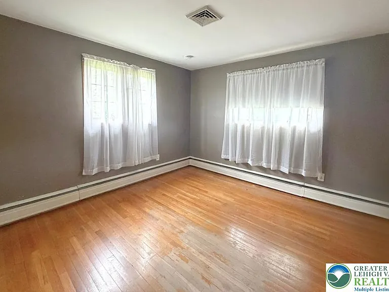510 Zucksville Rd — Photo 12