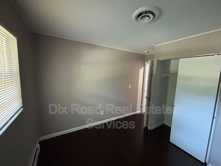 7914 Woody Hollow Dr — Photo 15