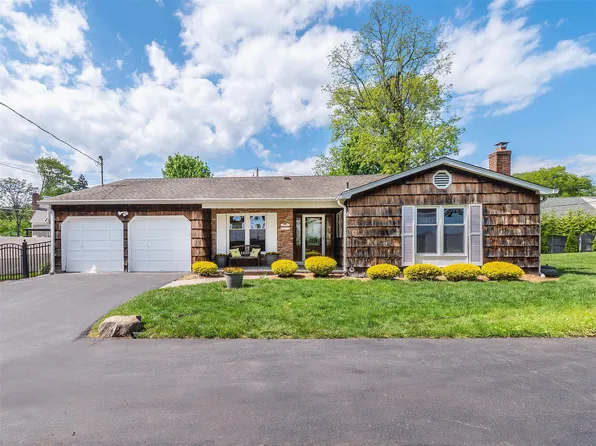 386A Glen Cove Avenue, Glen Head, NY 11545