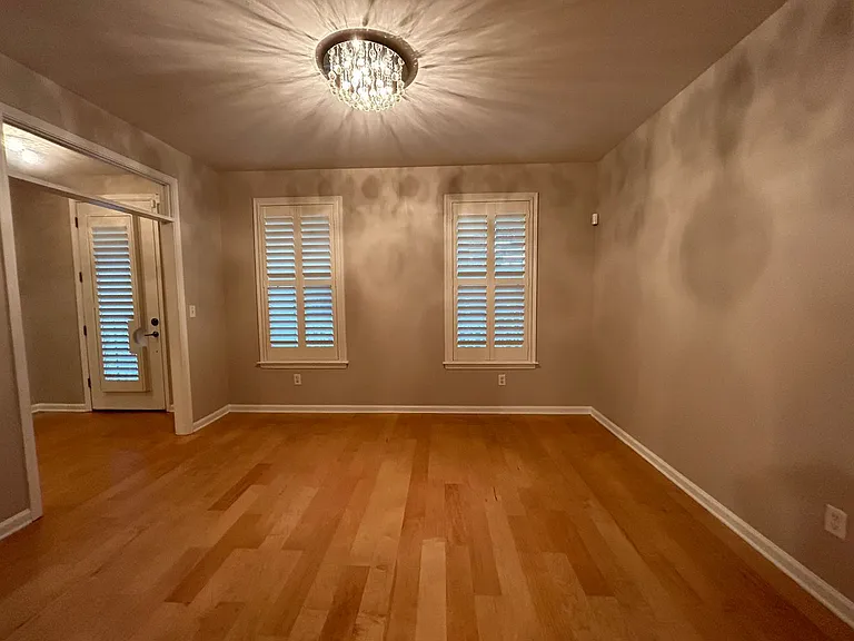 1390 Island Town Dr — Photo 9