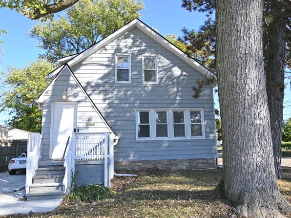 23304 Cayuga Ave
