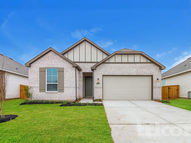 2359 Cohorn Trl — Photo 1