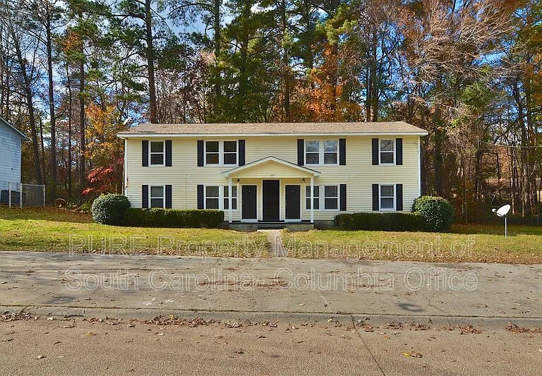 121 Beatty Downs Rd #C — Photo 4