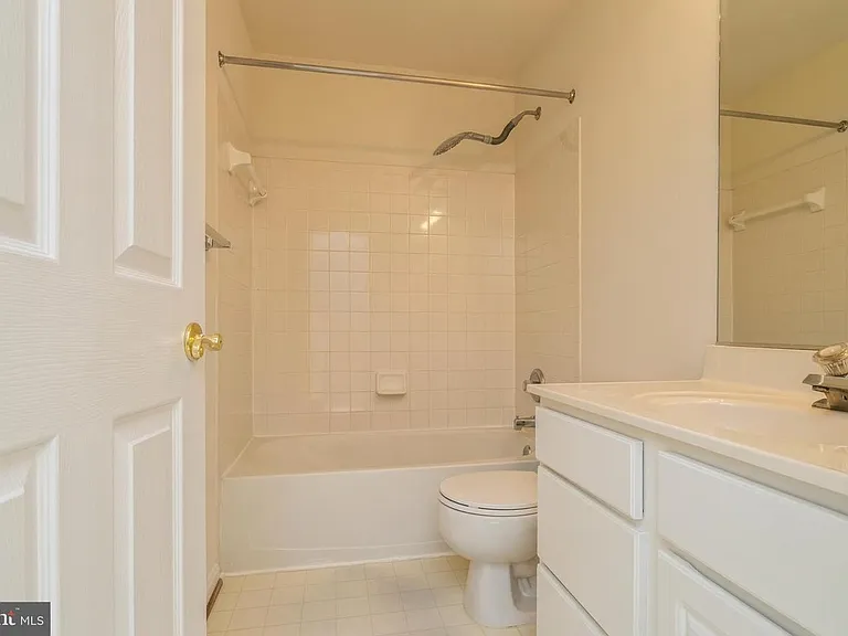 21755 Flora Springs Ter — Photo 17