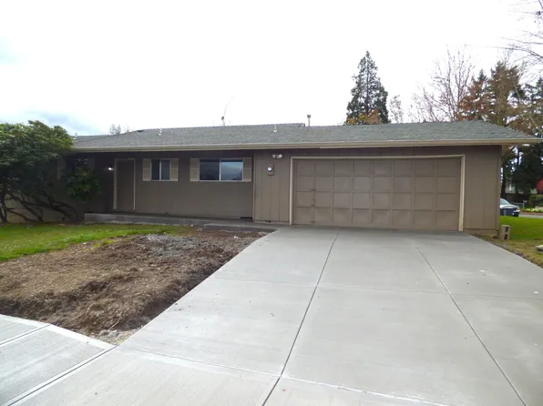 4824 Falcon Ct NE, Salem, OR 97305