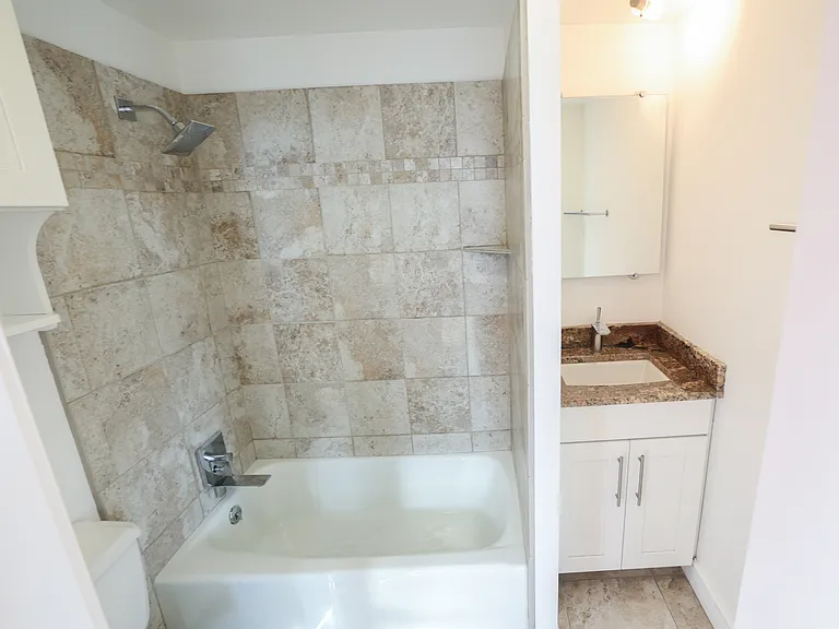 29 S State St #613 — Photo 8
