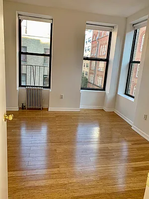 Rented by D H Realty & Management Inc | media 4