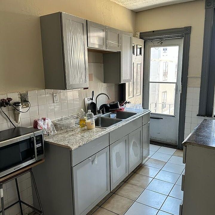 2nd image of 5 Linden St #6