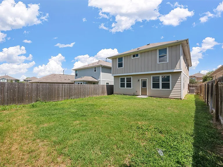 124 Guemal Rd — Photo 39
