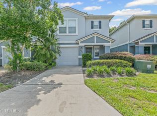 852 Black Cherry Dr, Jacksonville, FL 32259