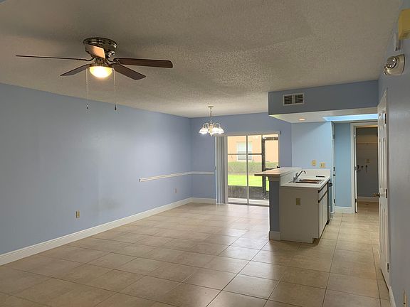 5th image of 1601 Sanibel Dr