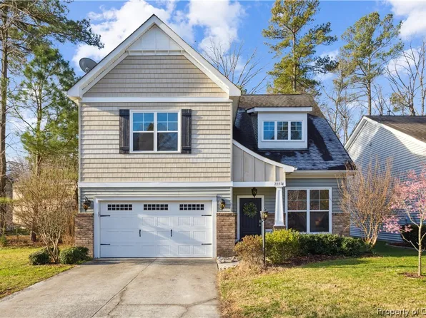 22274 Charthouse Ln, Carrollton, VA 23314