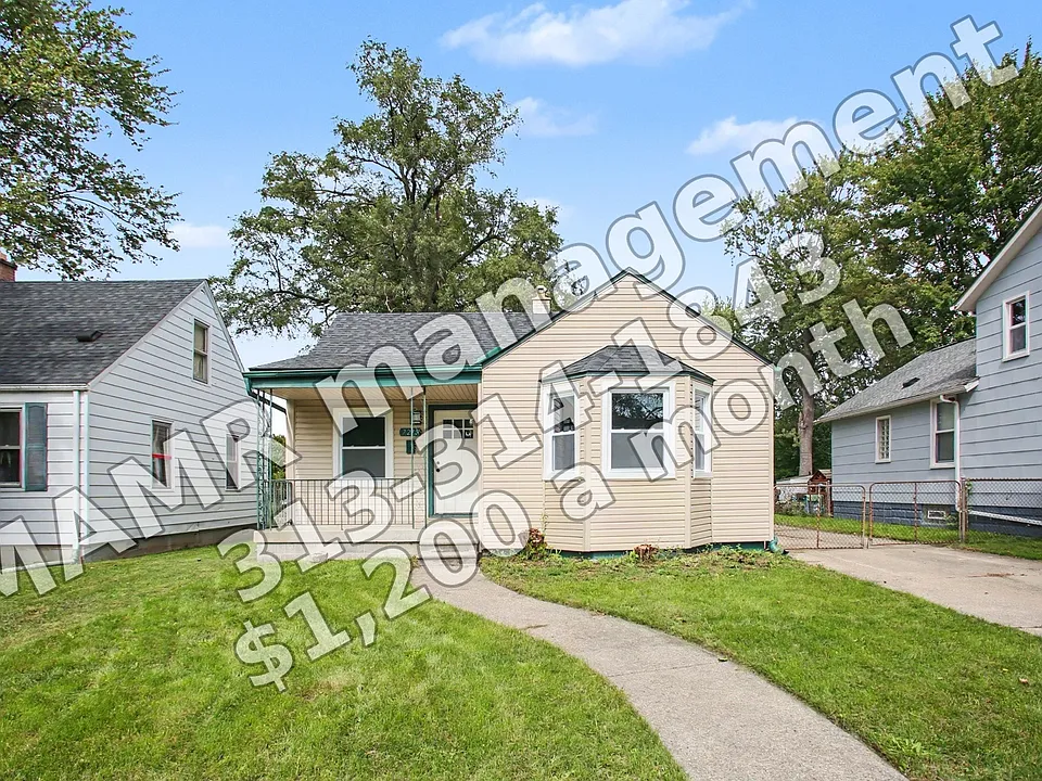 7215 Wood Ave