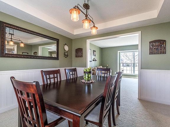 2nd image of 1047 Mueller Ct