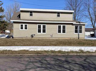 117 W 11th St, Marshfield, WI 54449