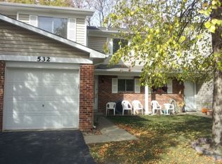 532 Alton Ct, Carol Stream, IL