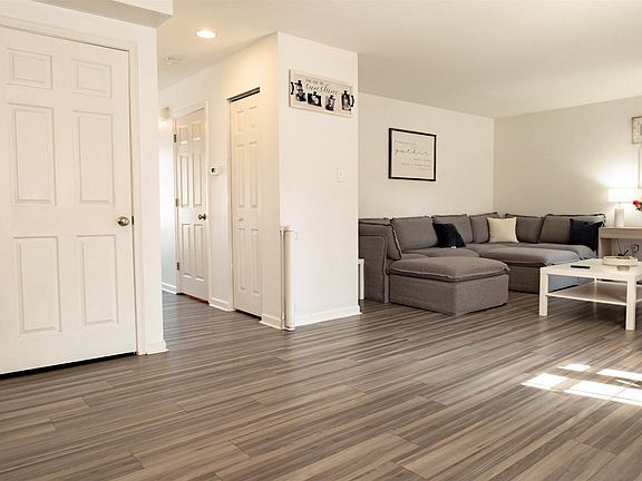 5th image of 21 Shoreline Rd