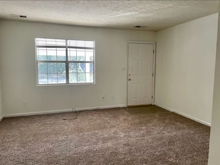 5485 Waterlick Rd — Photo 4