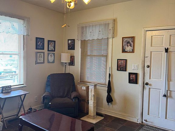 4th image of 36 Safie First Street