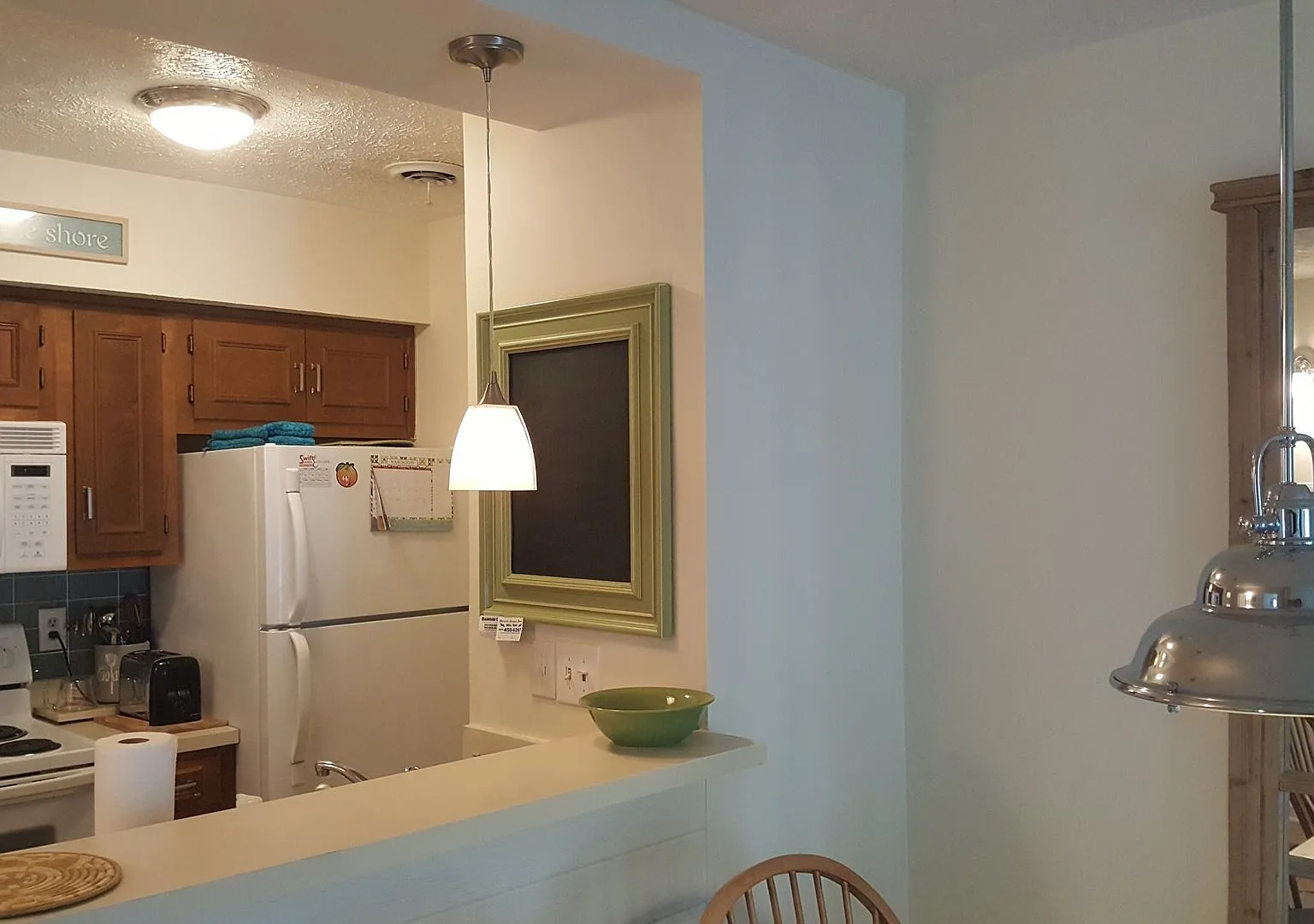 Beautifully furnished 1 br 2nd floor condo — Photo 3