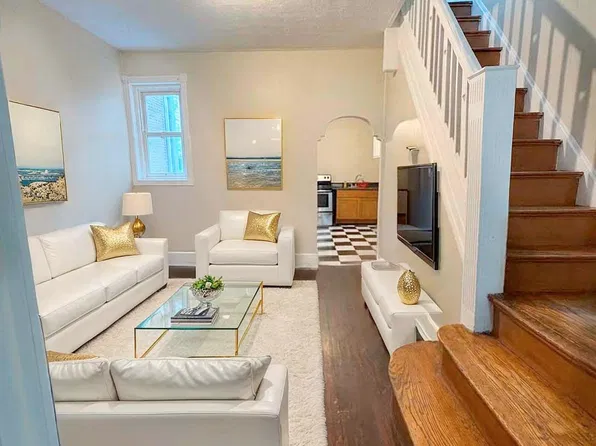 924 E Schiller St, Philadelphia, PA 19134