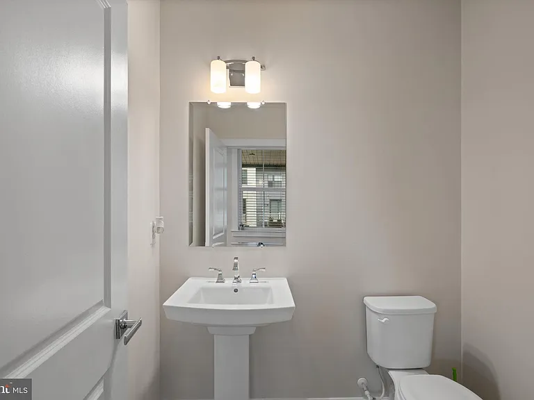 43467 Grandmoore St — Photo 21