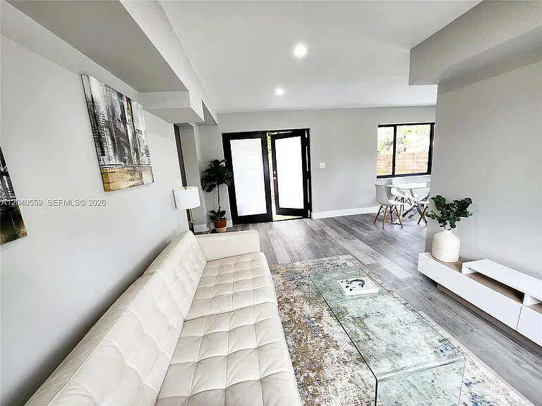 1920 SW 4th Ave #2 — Photo 7