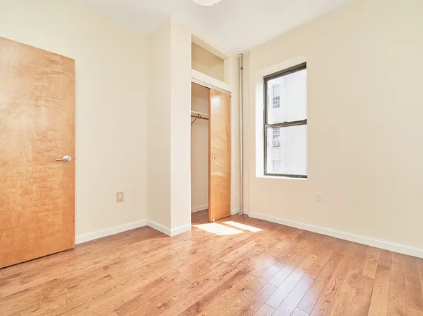 583 West 177th Street image 7 of 10