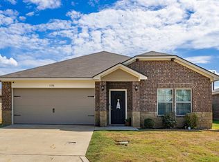 1226 Mission Creek Dr, Longview, TX 75601