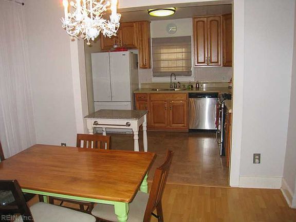 3rd image of 510 Hosier St