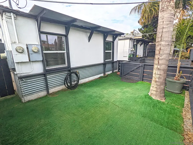 2017 Reed Ave — Photo 1