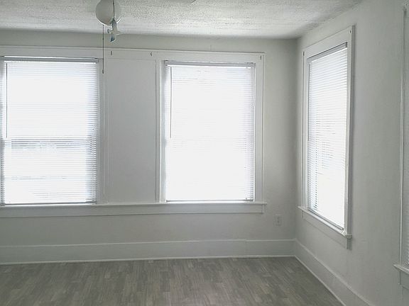 2nd image of 202 S Hollywood Ave #6