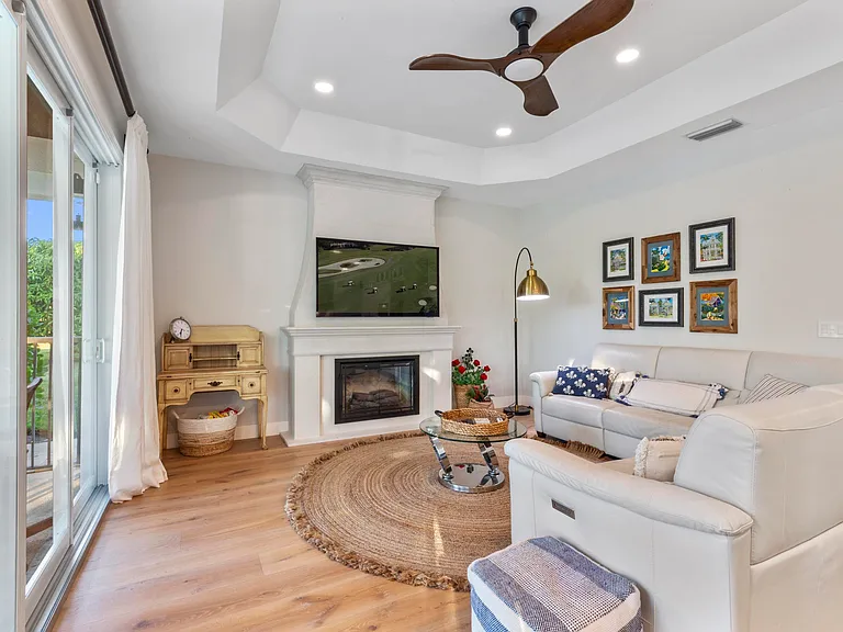 15611 Milan Ct — Photo 12