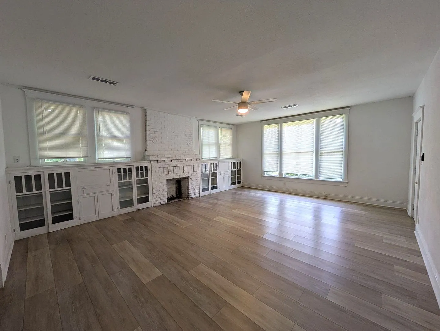 1420 Live Oak St., Beaumont, TX 77703 — Photo 4