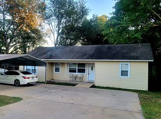 313 W Spring St, Ola, AR 72853