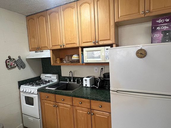 4th image of 1867 Kaioo Dr APT 307