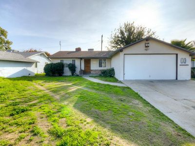 3734 E Dakota Ave, Fresno, CA, 93726