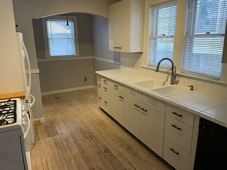 9 Union Ave NE — Photo 8