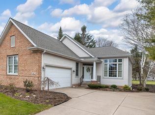 1925 Campden Way, Fairview, PA