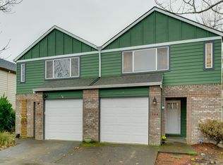 504 NE Suttle Rd, Portland, OR 97211