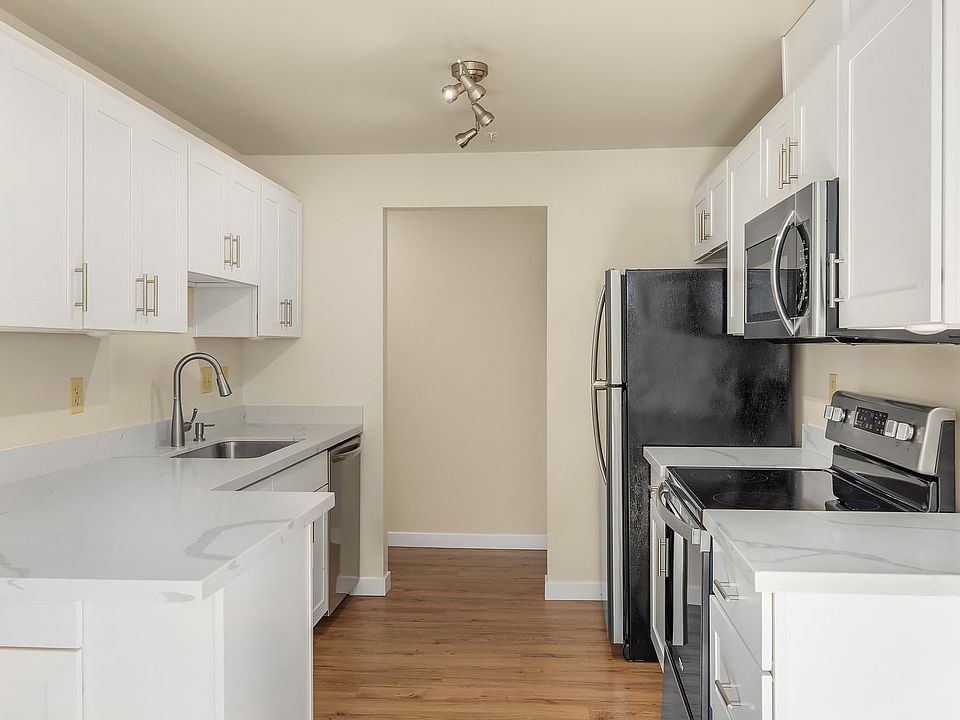 1st image of 8356 16th Ave NW APT 403