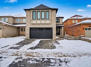 286 Royalpark Way, Vaughan, ON L4H 1J8