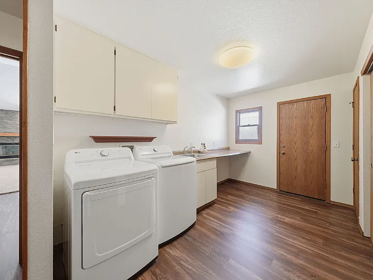 1484 Saint Andrews Dr — Photo 29