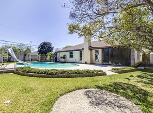 701 Del Mar Ln, Arlington, TX